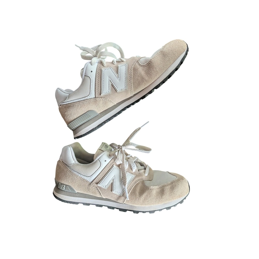 New Balance 574 Classic Beige White Suede Mesh Sneakers Kids 5.5 / W 7